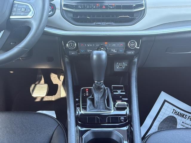 Jeep Compass Vehicle Full-screen Gallery Image 29