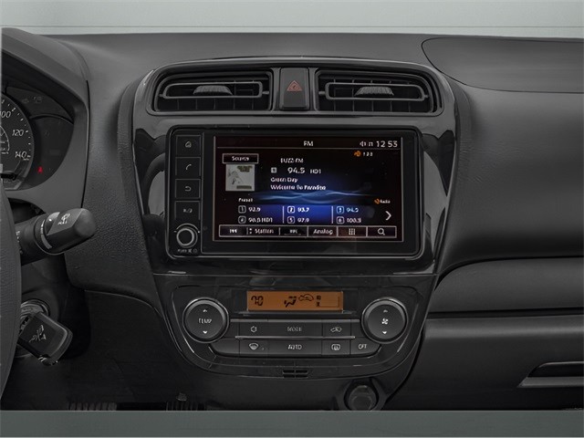 Mitsubishi Mirage G4 Vehicle Full-screen Gallery Image 10