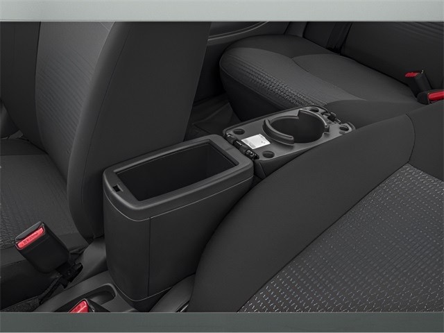 Mitsubishi Mirage G4 Vehicle Full-screen Gallery Image 14