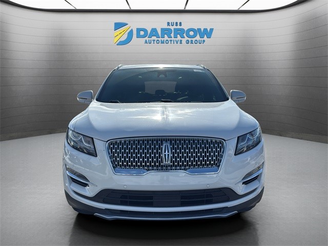 Lincoln MKC Vehicle Full-screen Gallery Image 08