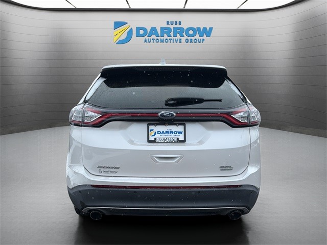 Ford Edge Vehicle Full-screen Gallery Image 04