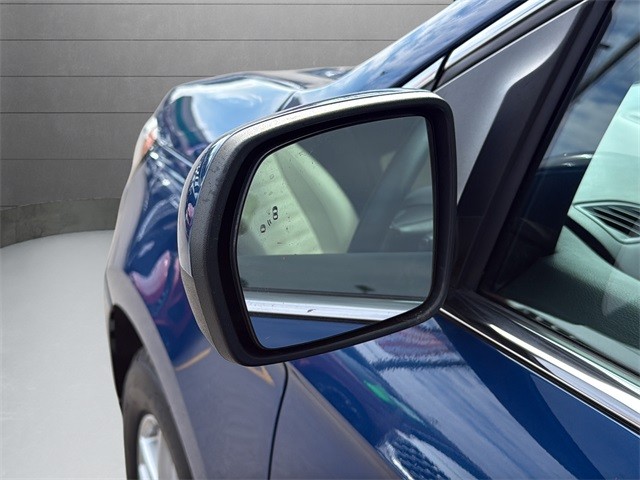 Ford Edge Vehicle Full-screen Gallery Image 14