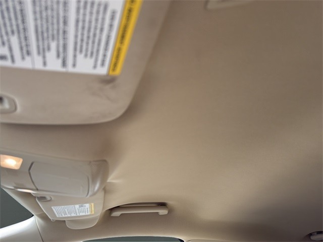 Ford Edge Vehicle Full-screen Gallery Image 17