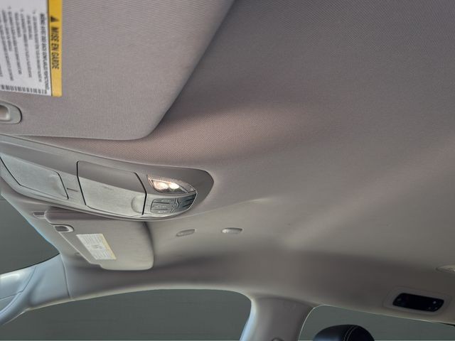 Chrysler Pacifica Vehicle Full-screen Gallery Image 18