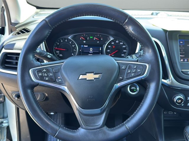 Chevrolet Equinox Vehicle Full-screen Gallery Image 13