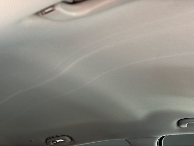 Chevrolet Equinox Vehicle Full-screen Gallery Image 18