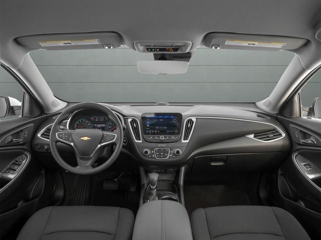 Chevrolet Malibu Vehicle Full-screen Gallery Image 18