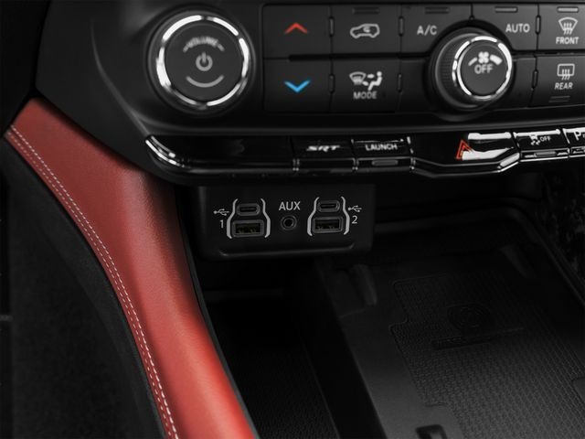 Dodge Durango Vehicle Full-screen Gallery Image 35