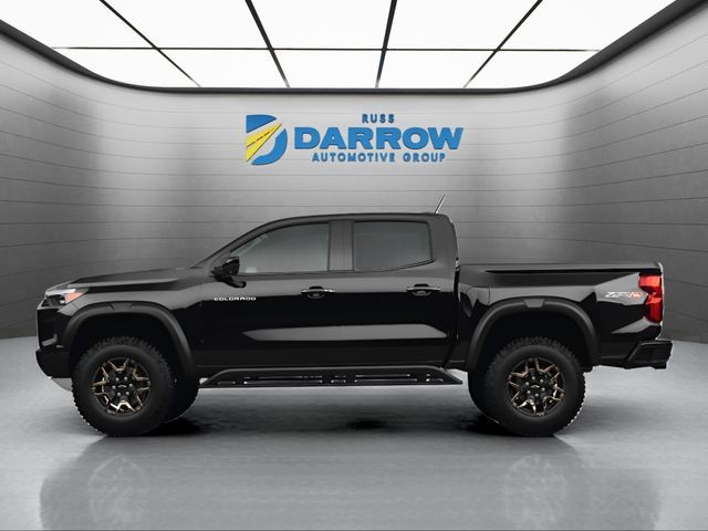 Chevrolet Colorado Vehicle Full-screen Gallery Image 02