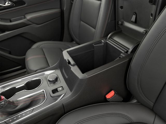 Chevrolet Traverse Vehicle Full-screen Gallery Image 18