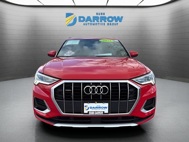Audi Q3 Vehicle Full-screen Gallery Image 08
