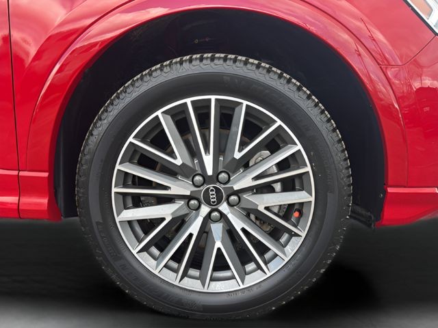 Audi Q3 Vehicle Full-screen Gallery Image 27