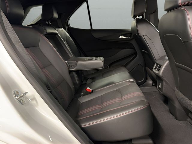 Chevrolet Equinox Vehicle Full-screen Gallery Image 14