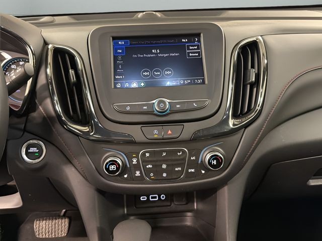 Chevrolet Equinox Vehicle Full-screen Gallery Image 19