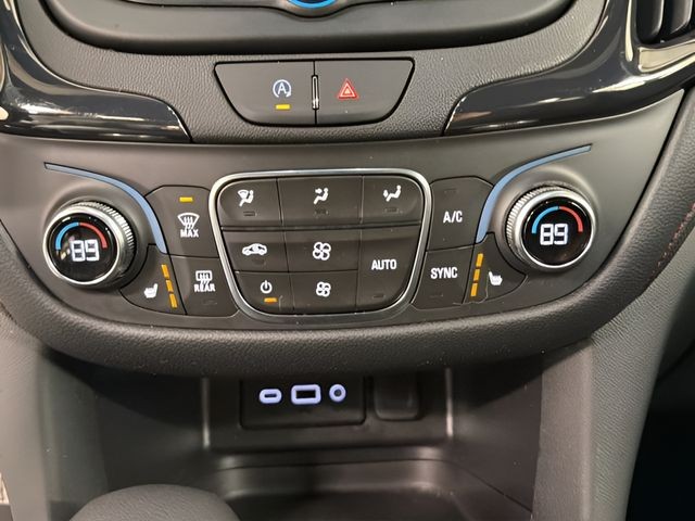 Chevrolet Equinox Vehicle Full-screen Gallery Image 23