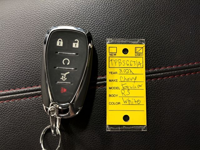 Chevrolet Equinox Vehicle Full-screen Gallery Image 29