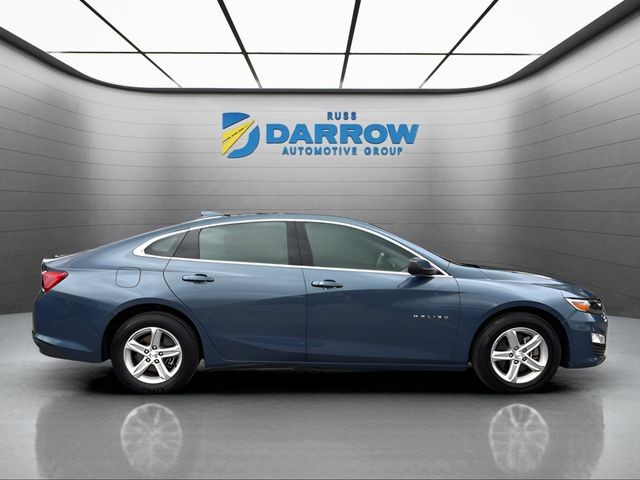 Chevrolet Malibu Vehicle Full-screen Gallery Image 06