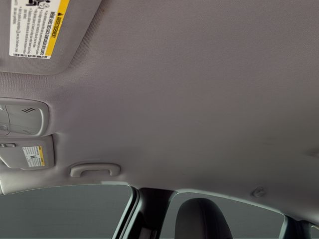 Chevrolet Malibu Vehicle Full-screen Gallery Image 23