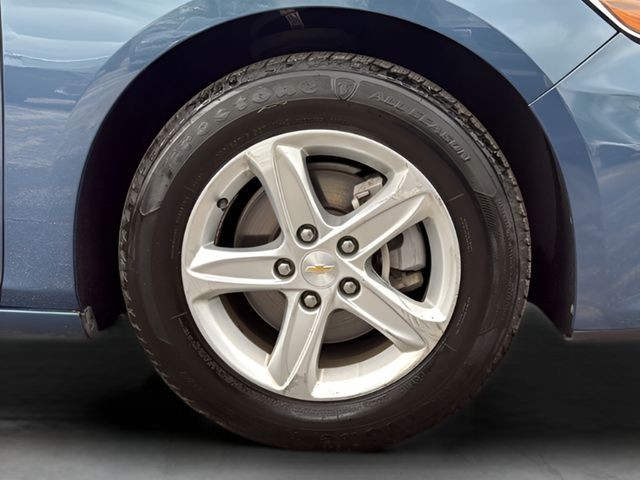 Chevrolet Malibu Vehicle Full-screen Gallery Image 26