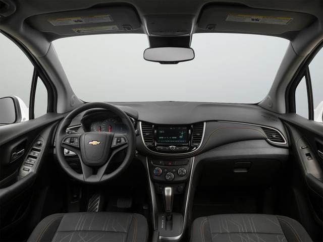 Chevrolet Trax Vehicle Full-screen Gallery Image 19