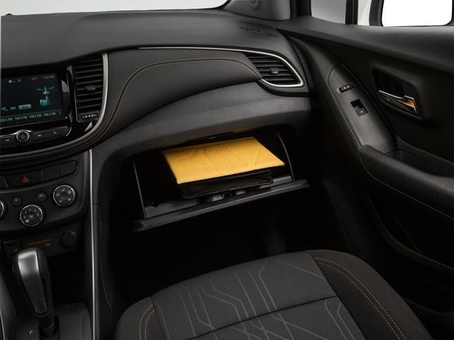 Chevrolet Trax Vehicle Full-screen Gallery Image 32