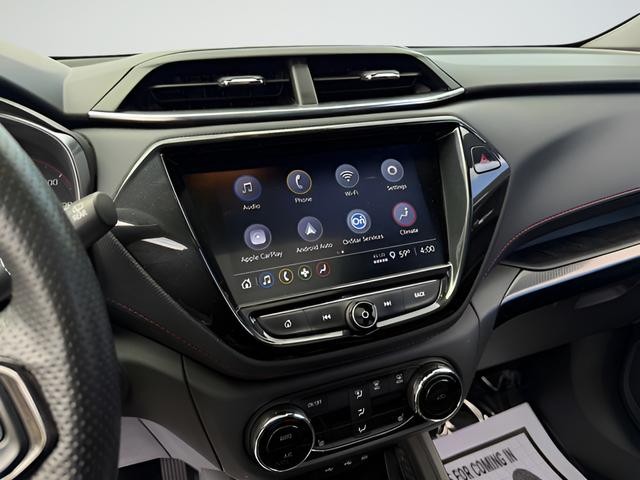 Chevrolet Trailblazer Vehicle Full-screen Gallery Image 16