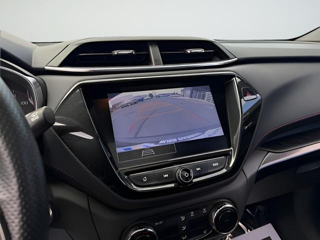 Chevrolet Trailblazer Vehicle Full-screen Gallery Image 17