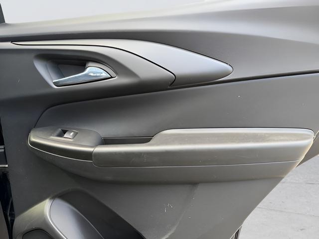 Chevrolet Trailblazer Vehicle Full-screen Gallery Image 25