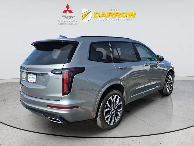 Cadillac XT6 Vehicle Full-screen Gallery Image 05