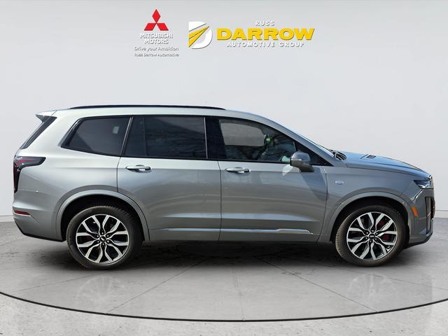 Cadillac XT6 Vehicle Full-screen Gallery Image 06