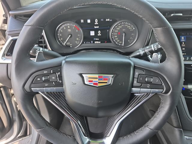 Cadillac XT6 Vehicle Full-screen Gallery Image 12