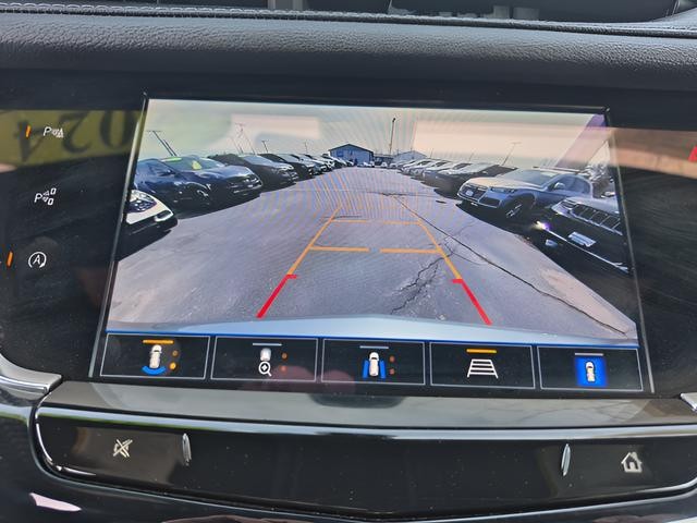 Cadillac XT6 Vehicle Full-screen Gallery Image 20