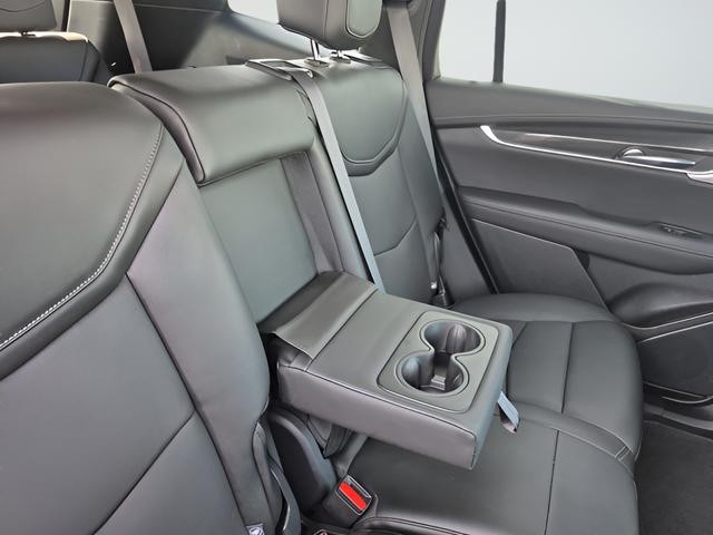 Cadillac XT6 Vehicle Full-screen Gallery Image 29