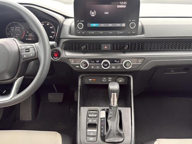 Honda CR-V Vehicle Full-screen Gallery Image 12