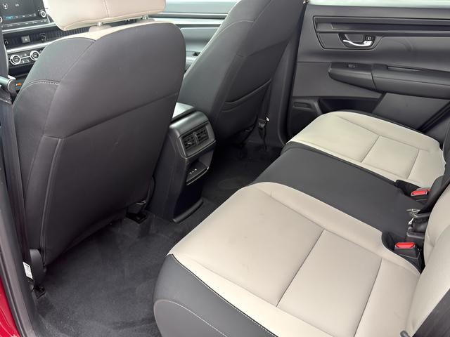 Honda CR-V Vehicle Full-screen Gallery Image 13