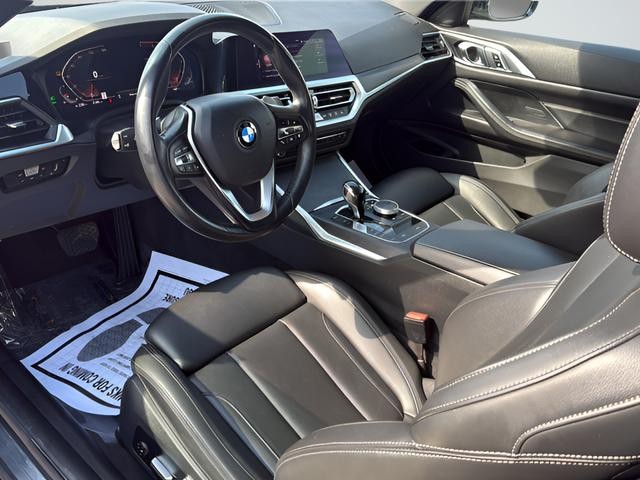 BMW 4 Series Vehicle Full-screen Gallery Image 09