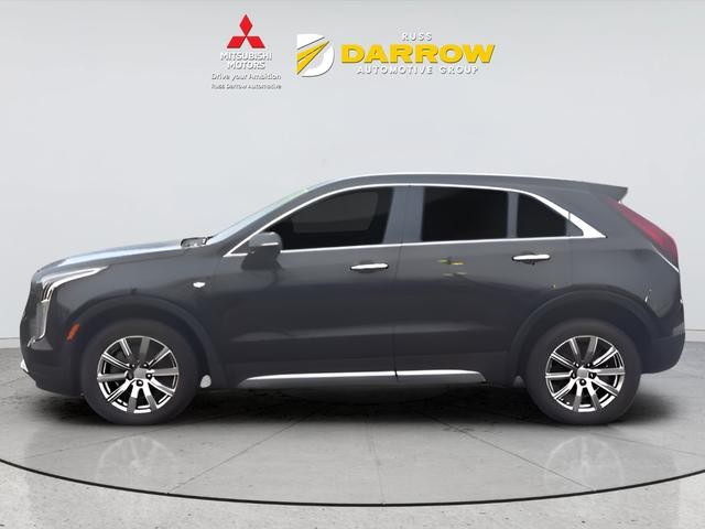 Cadillac XT4 Vehicle Full-screen Gallery Image 02