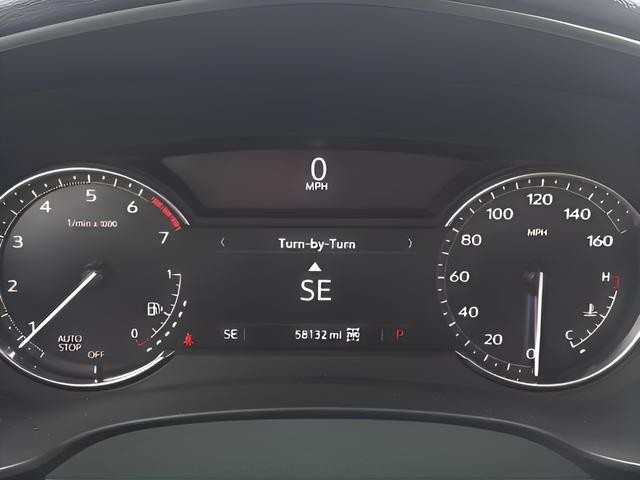 Cadillac XT4 Vehicle Full-screen Gallery Image 14