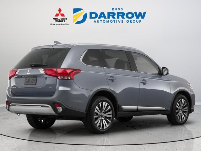 Mitsubishi Outlander Vehicle Full-screen Gallery Image 03