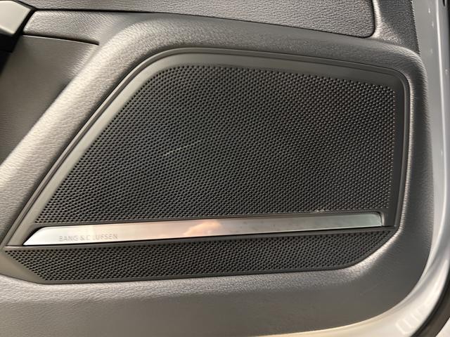 Audi A6 Vehicle Full-screen Gallery Image 30