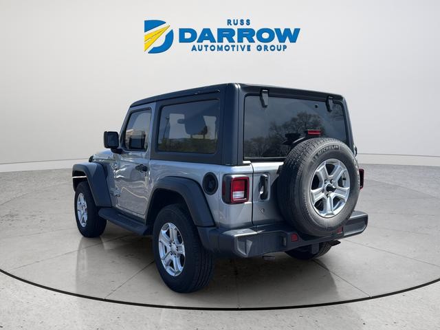 Jeep Wrangler Vehicle Full-screen Gallery Image 10