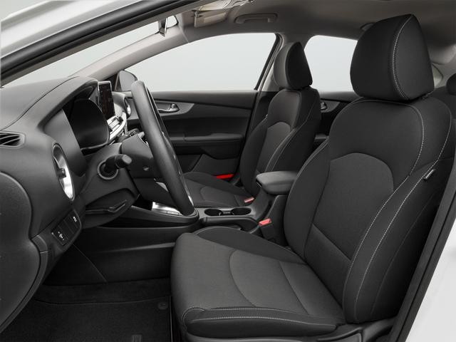 Kia Forte Vehicle Full-screen Gallery Image 20