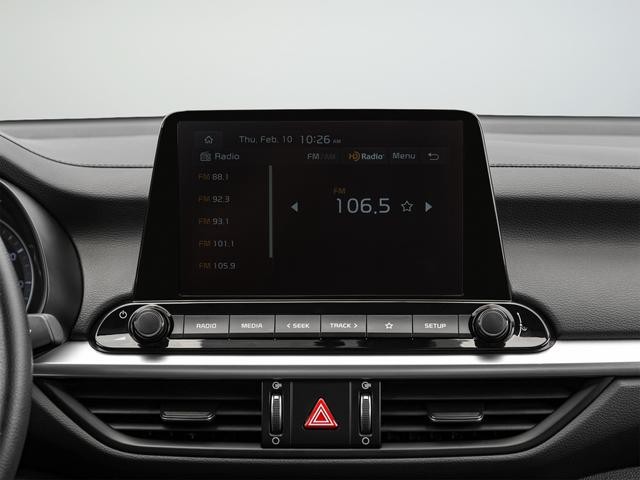 Kia Forte Vehicle Full-screen Gallery Image 22