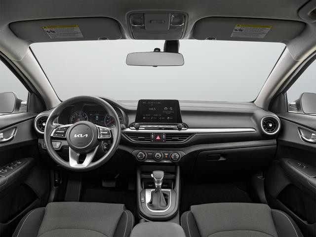 Kia Forte Vehicle Full-screen Gallery Image 23