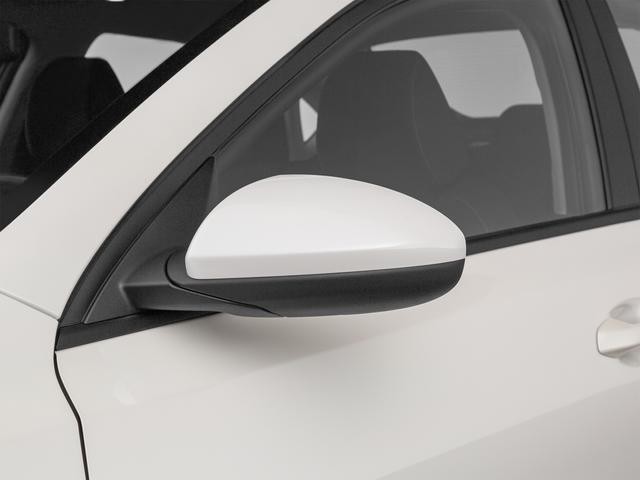 Kia Forte Vehicle Full-screen Gallery Image 38