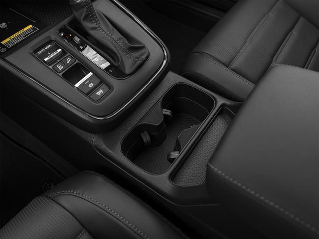 Honda CR-V Vehicle Full-screen Gallery Image 24
