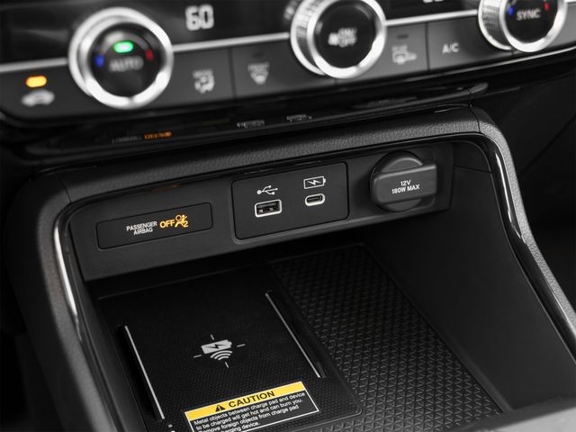 Honda CR-V Vehicle Full-screen Gallery Image 40