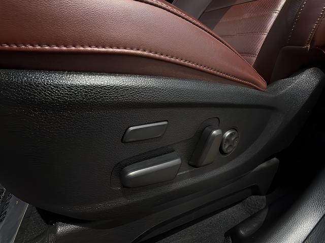 Kia Telluride Vehicle Full-screen Gallery Image 10