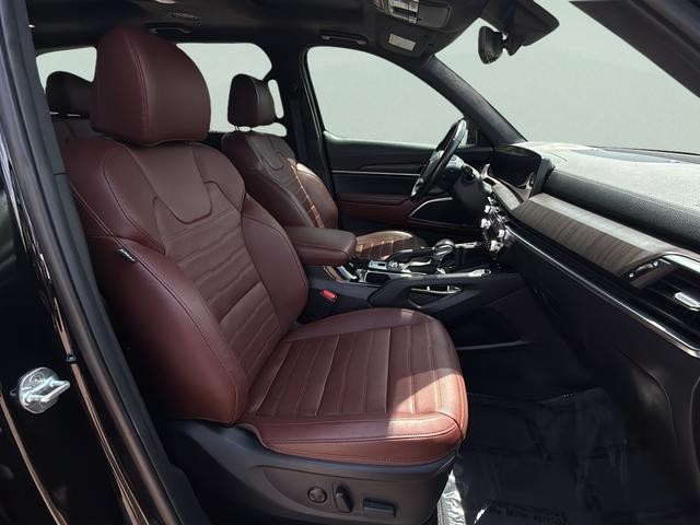 Kia Telluride Vehicle Full-screen Gallery Image 19