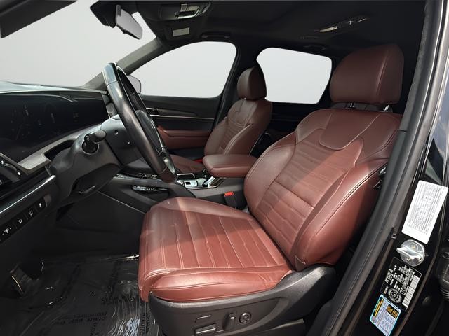 Kia Telluride Vehicle Full-screen Gallery Image 25